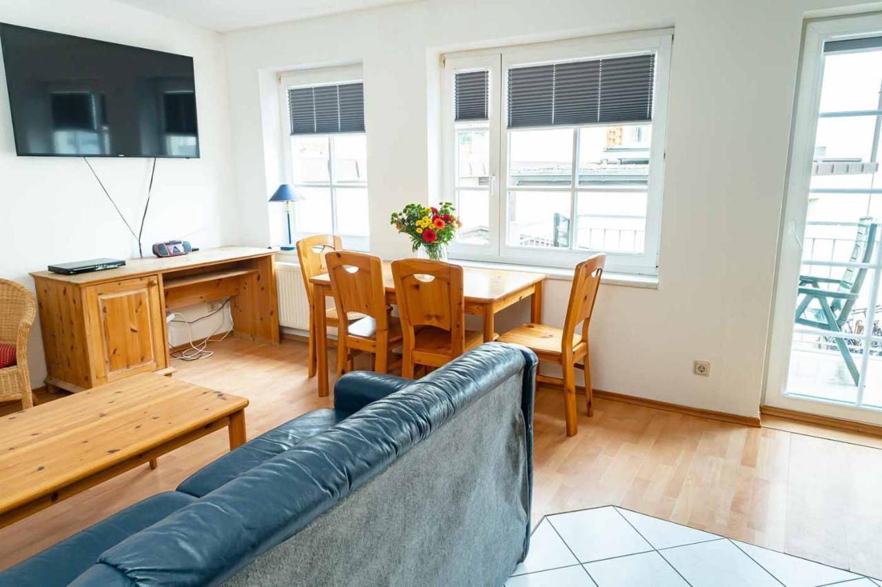 Apartmenthaus Chrischanshof Rostock Exterior photo